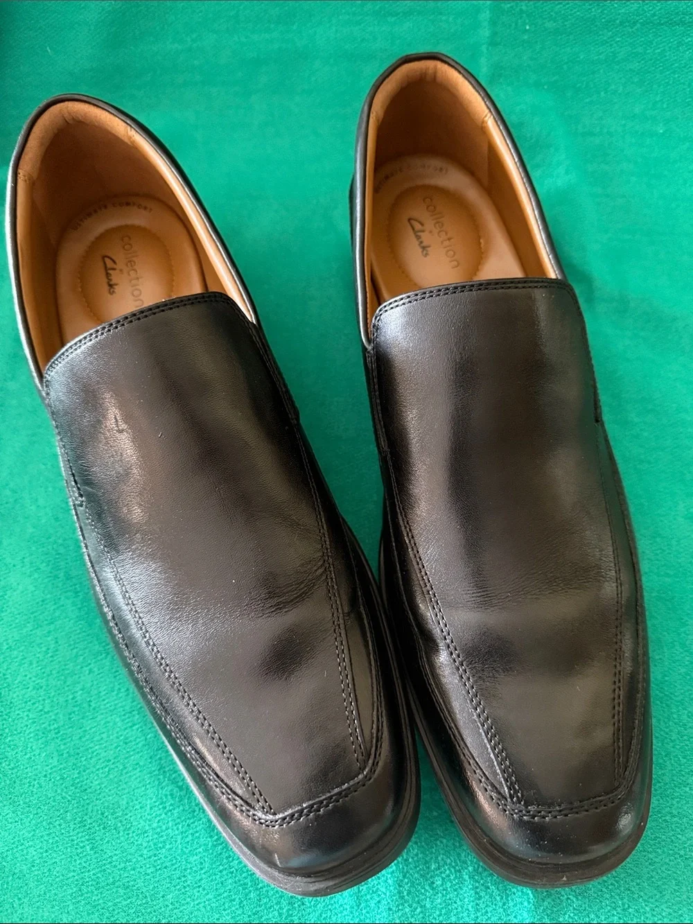 Clarks Black Leather Slip-On Loafer